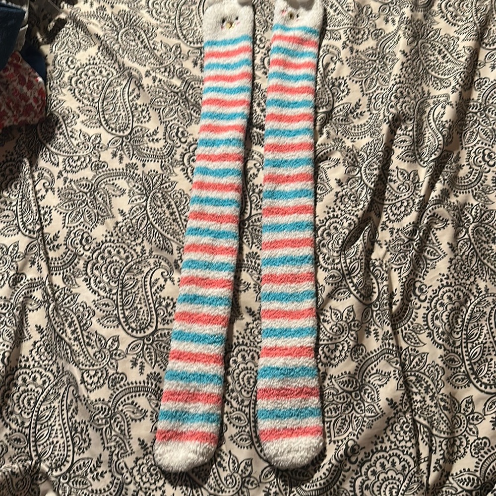 CUTE BEAR HOT TOPIC THIGH HIGH SOCKS